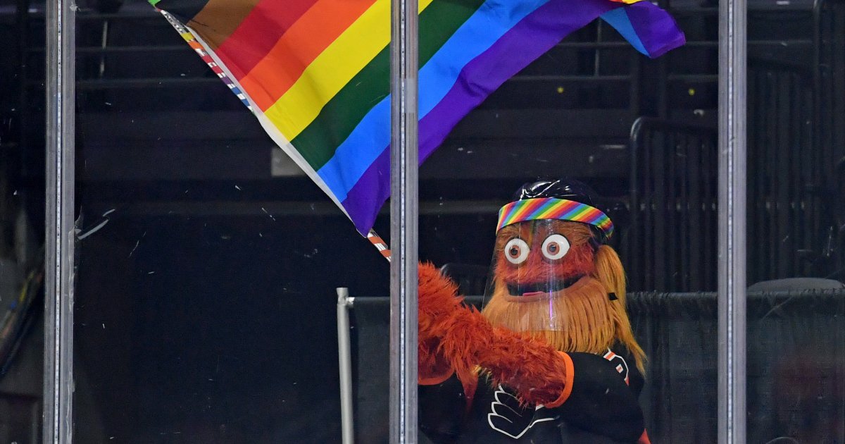 NHL's Blackhawks will not wear Pride jerseys due to Russian anti-LGBTQ laws, Chicago Blackhawks