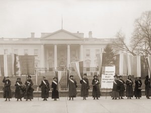 Women's Suffrage demonstration in front of the White House in 1918 
