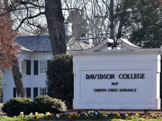 Davidson College entrance sign 