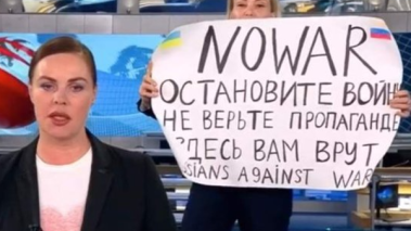 First Amendment News - Marina Ovsyannikova russian protest