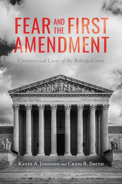 Black and white photo of the front of the Supreme Court building on the cover of Fear and the First Amendment