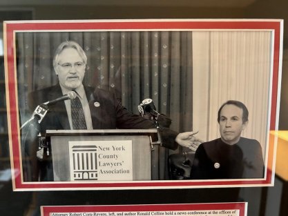 Bob Corn-Revere (left) and Ron Collins (right) at the New York press conference for the Lenny Bruce pardon