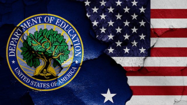 Flags of Department of Education and USA